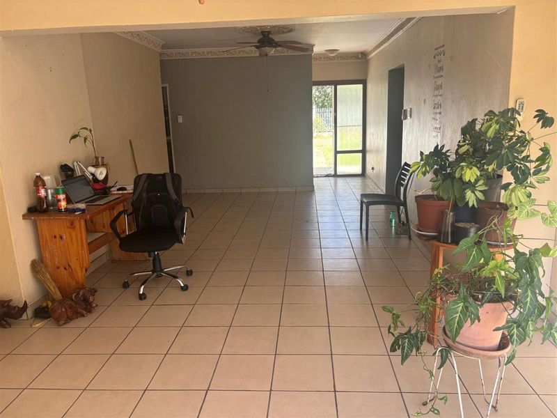 House For Sale in SE 6, Vanderbijlpark SE - Photo 3