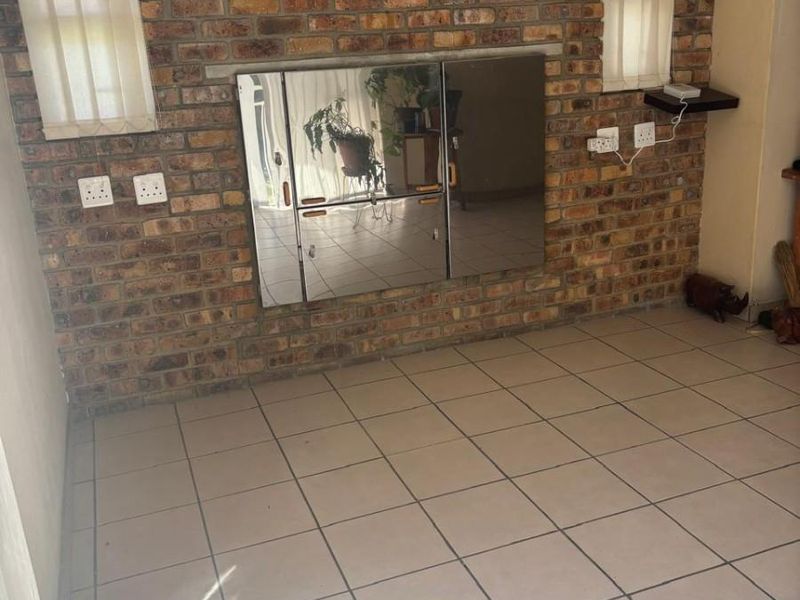 House For Sale in SE 6, Vanderbijlpark SE - Photo 6