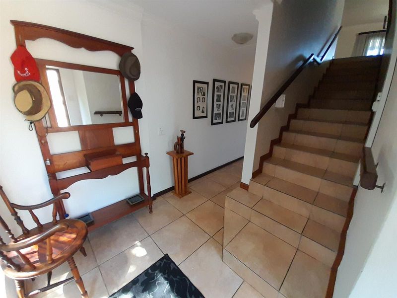 Coastal Beauty home with large flat. Enjoy Ocean and Greenbelt Views - Photo 4