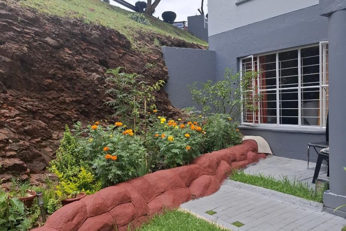 Apartment For Sale in Discovery, Roodepoort - Photo 3