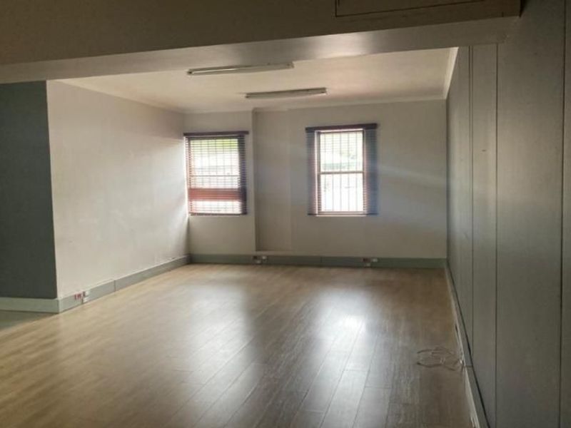 Commercial Property To Rent in Durban North, Durban, KwaZulu Natal - Photo 6