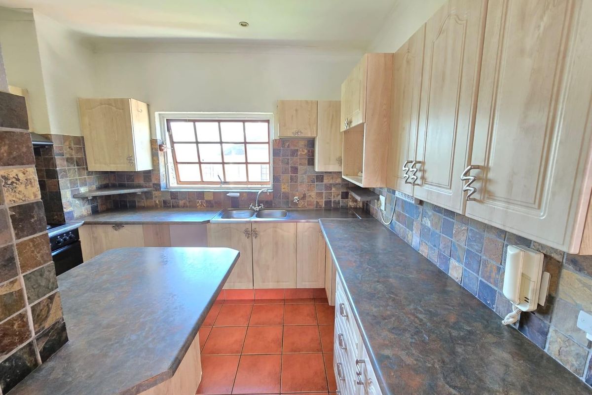 Apartment For Sale in Northwold, Randburg - Photo 4
