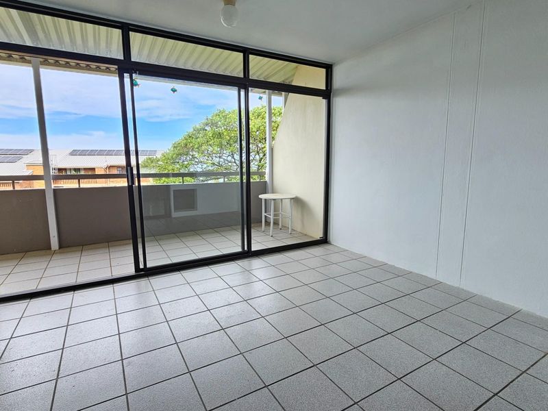 Apartment For Sale in Manaba Beach, Margate, KwaZulu Natal - Photo 8