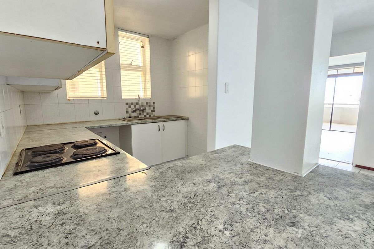 Apartment For Sale in Manaba Beach, Margate, KwaZulu Natal - Photo 4