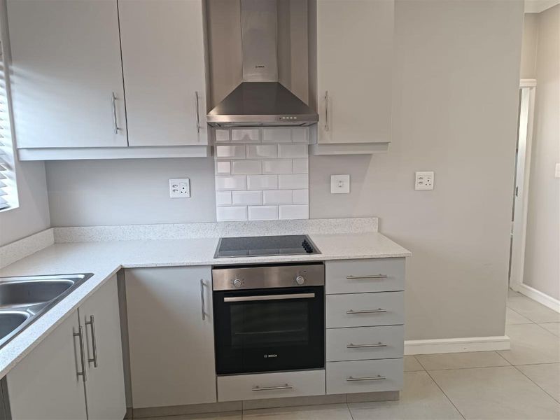 2 Bedroom Unit for Rent in Hillcrest - Photo 9