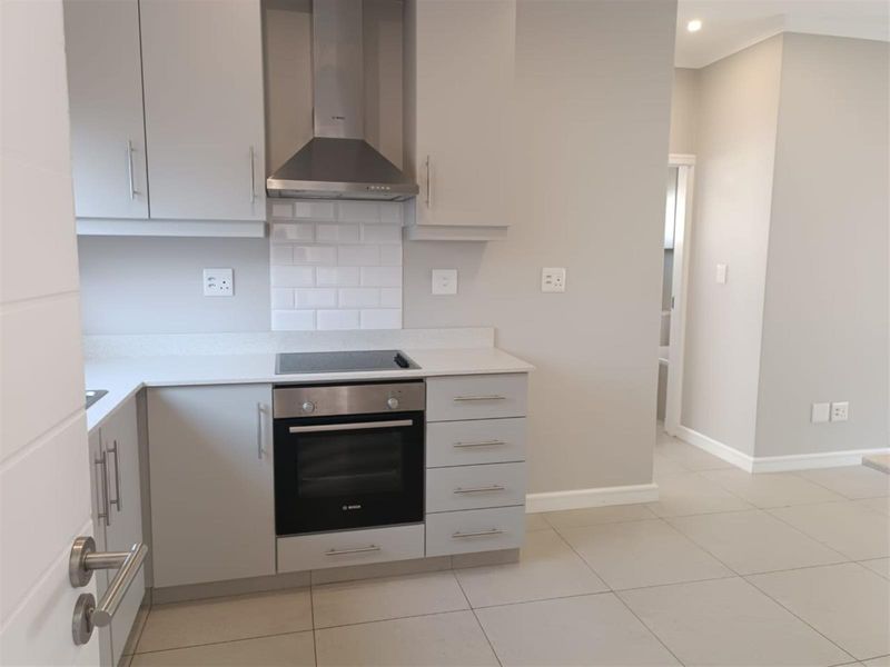 2 Bedroom Unit for Rent in Hillcrest - Photo 5