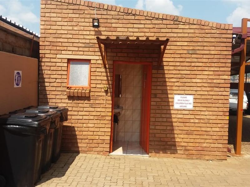 36 Apartment/ Bachelors  For Sale in Mahube Valley, Mamelodi East - Photo 7
