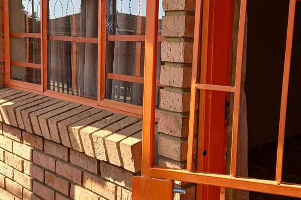 36 Apartment/ Bachelors  For Sale in Mahube Valley, Mamelodi East - Photo 5
