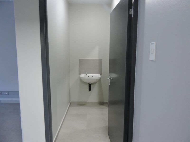 Industrial Property To Rent in Riverhorse Valley, Durban, KwaZulu Natal - Photo 9