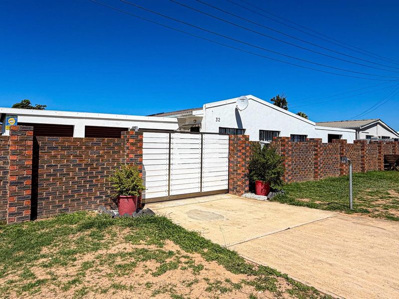 Modern, Move-In Ready Family Home  | Listed by Danté Koen, eXp Realty - Photo 2