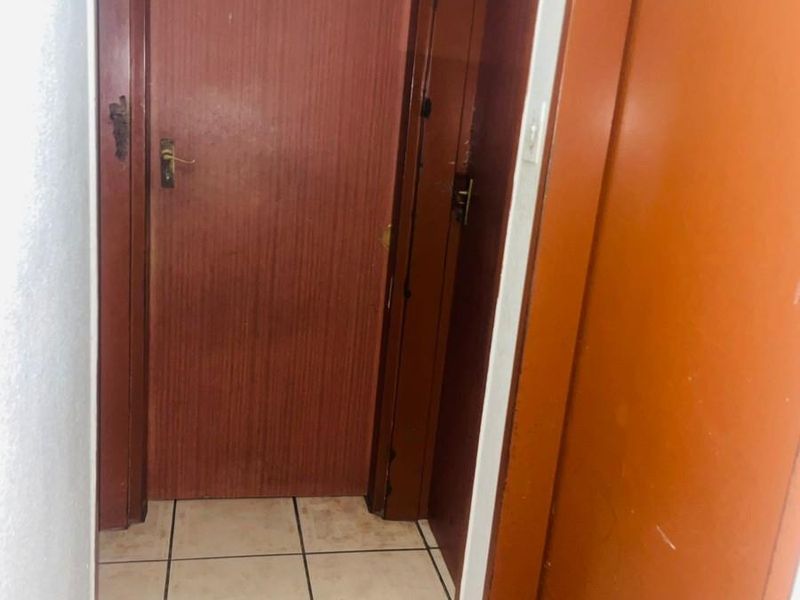 3 Bedroom House For Sale in Soshanguve XX, Soshanguve - Photo 6