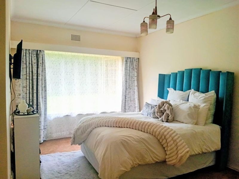 4 Bedroom House For Sale in Windsor Glen, Randburg - Photo 8