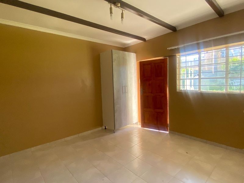 Room To Rent - Photo 3