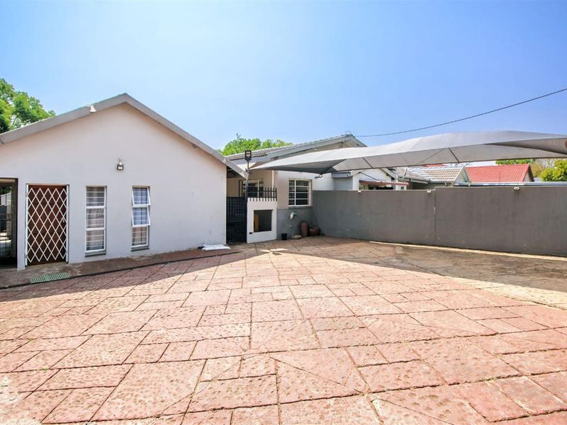 House For Sale in Meyerspark, Pretoria - Photo 8