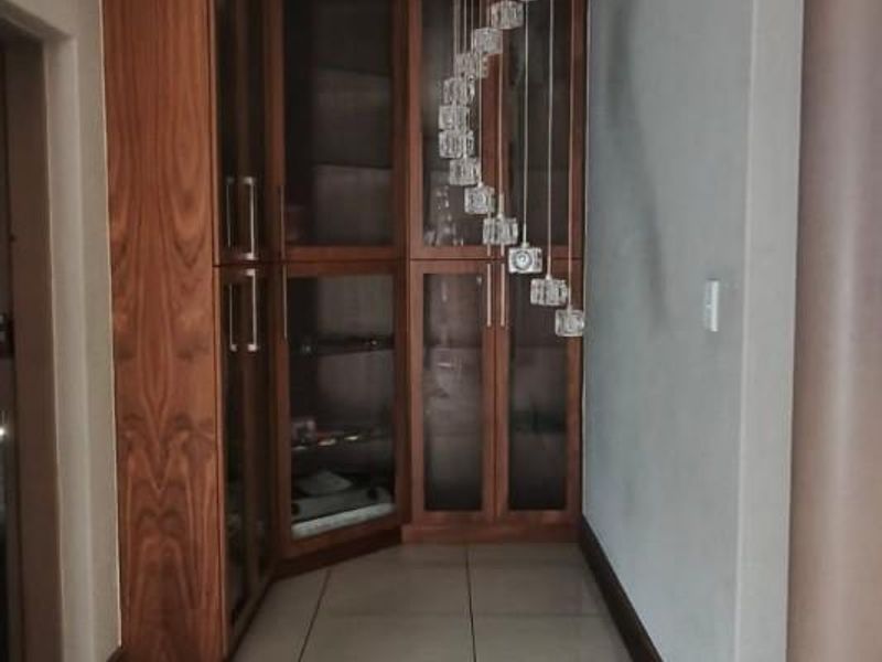 2 Houses on 1 Stand for Sale in Pretoria Gardens - Photo 3