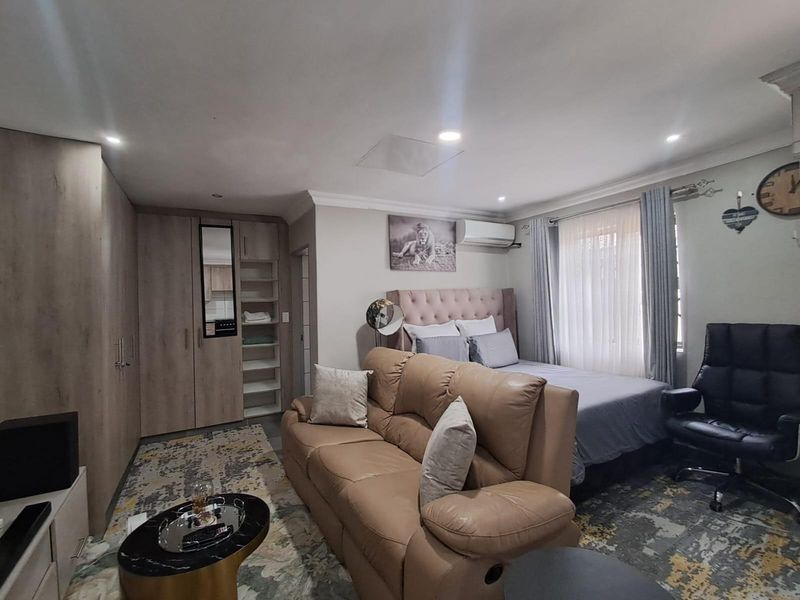 Commercial Property For Sale in SE 1, Vanderbijlpark SE - Photo 2