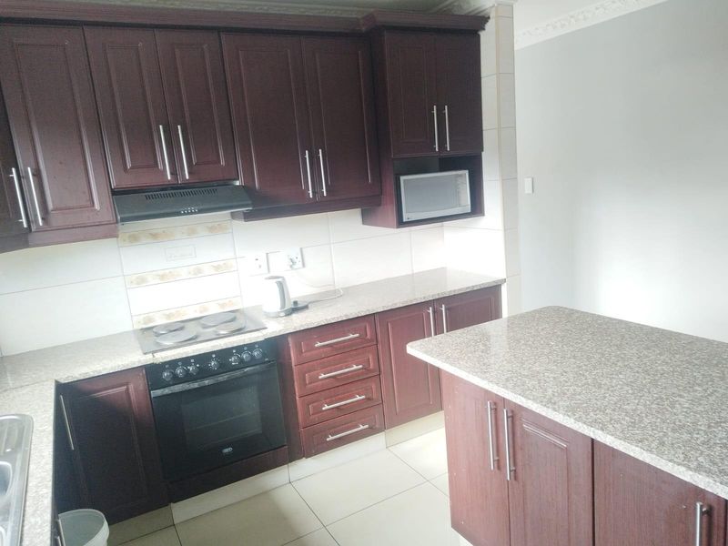 Apartment To Rent in Musgrave, Durban, KwaZulu Natal - Photo 5