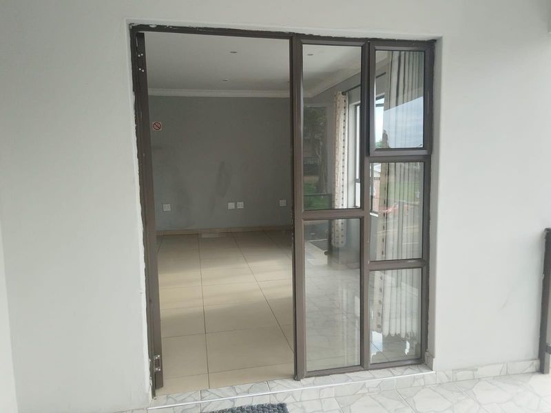 Apartment To Rent in Musgrave, Durban, KwaZulu Natal - Photo 6