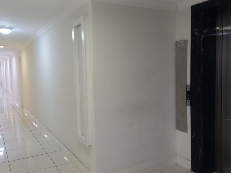 Apartment For Sale in Zonnebloem, Cape Town(Price Reduced) - Photo 4