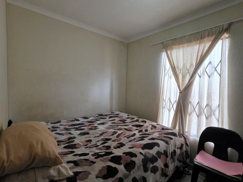 Affordable 3 Bedroom Home in Glenway Estate - Perfect for Families - Photo 10
