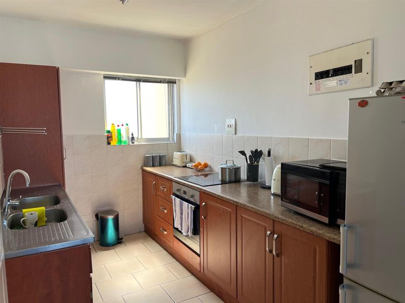 Apartment For Sale in Amanzimtoti, KwaZulu Natal - Photo 5