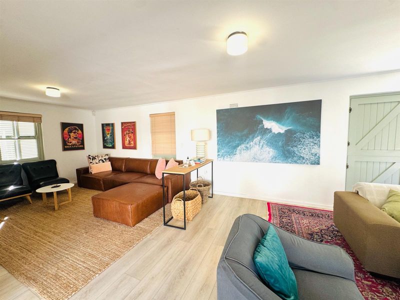 Stylish Bespoke Holiday Home - Middedorp Langebaan - Photo 10