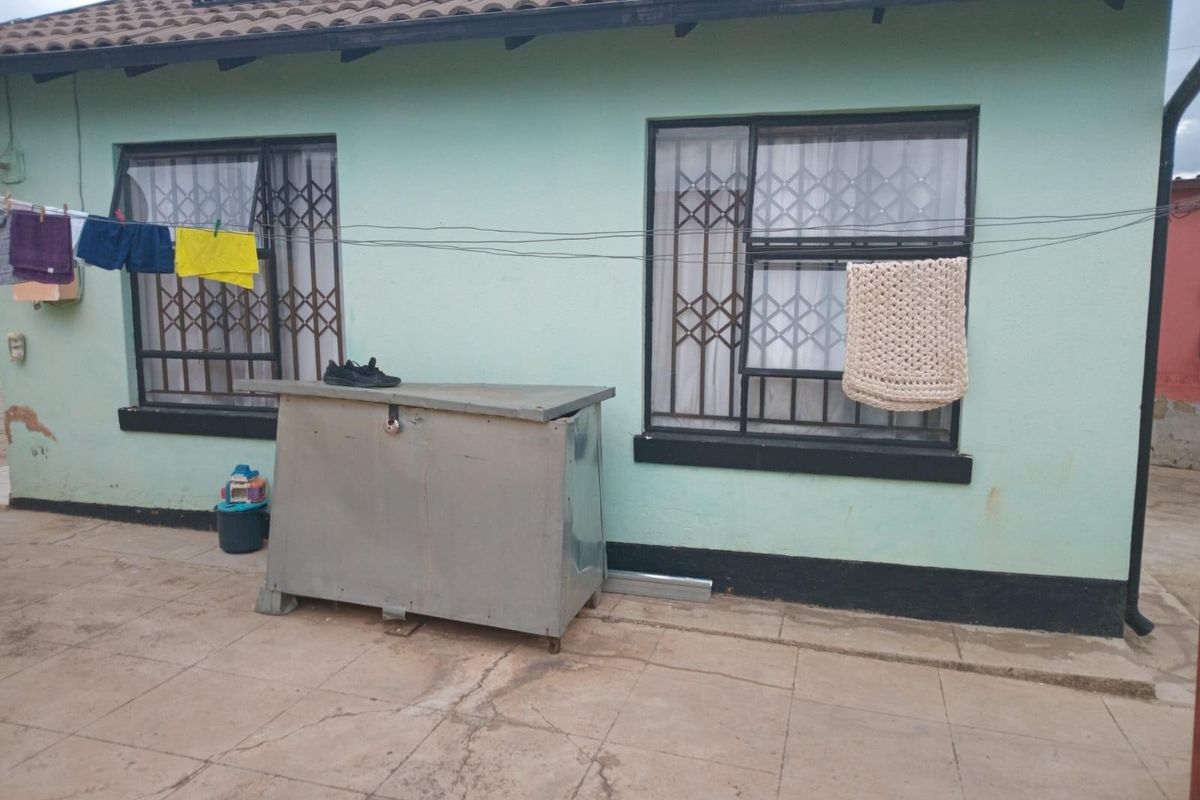 House For Sale in Bram Fischerville, Soweto - Photo 3