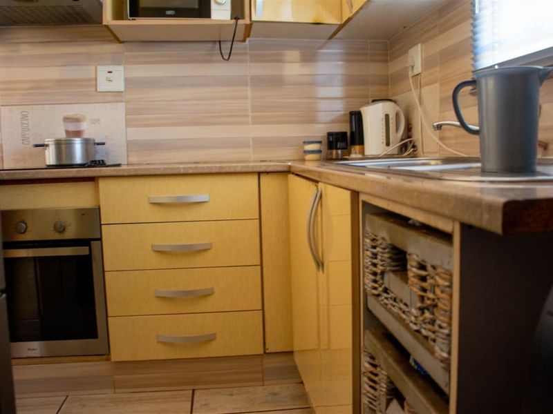 House For Sale in Bram Fischerville, Soweto - Photo 5