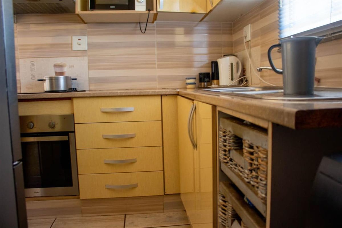 House For Sale in Bram Fischerville, Soweto - Photo 5