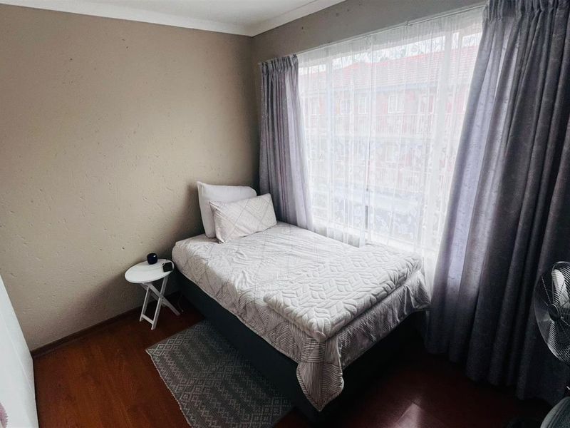 Investors - 1 Bedroom Apartment For Sale in The Reeds, Centurion - Photo 6