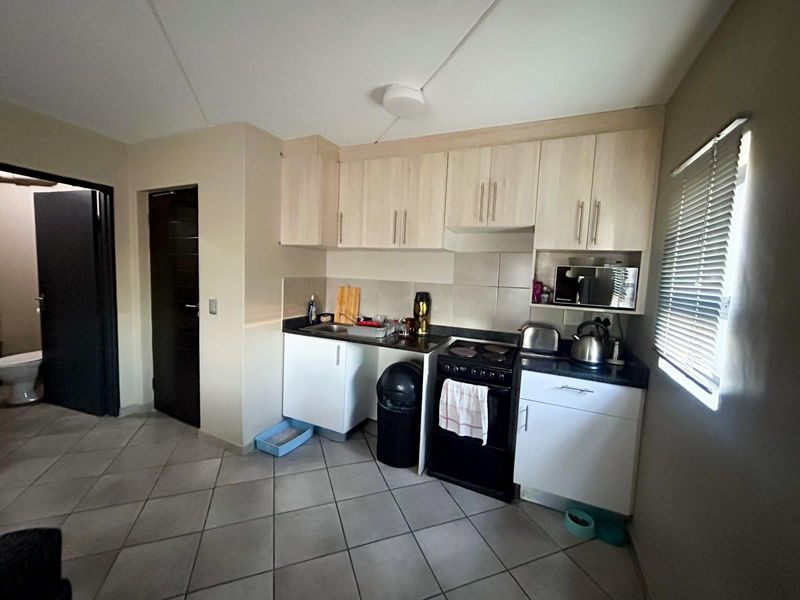 2-Bedroom Apartment for Sale in Belhar Views - Photo 1