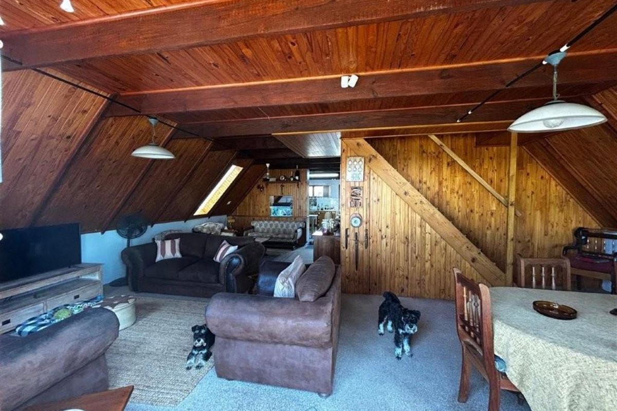 House For Sale in Stilbaai Wes, Stilbaai - Photo 4