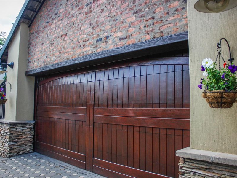 Where Every Day Feels Like a Luxury Retreat - Photo 4