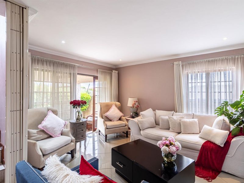 3 Bedroom house in Broadacres - Photo 8