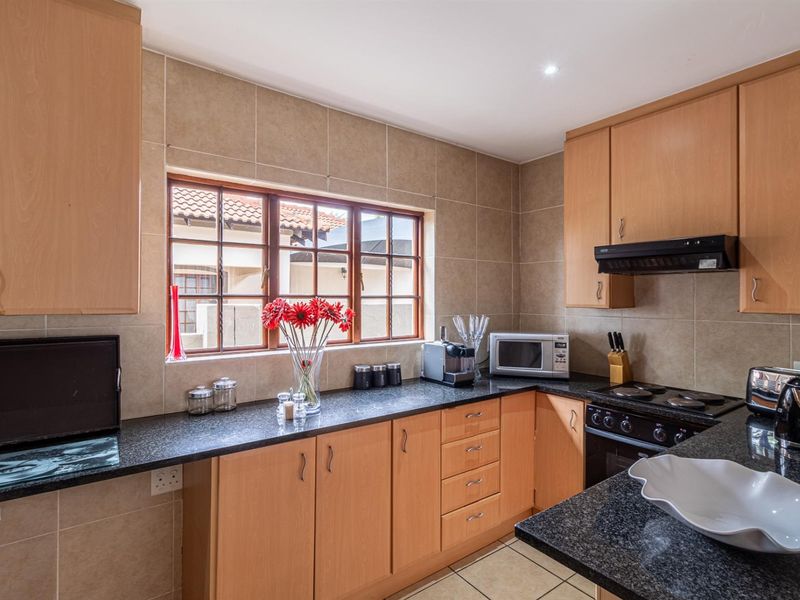 3 Bedroom house in Broadacres - Photo 7