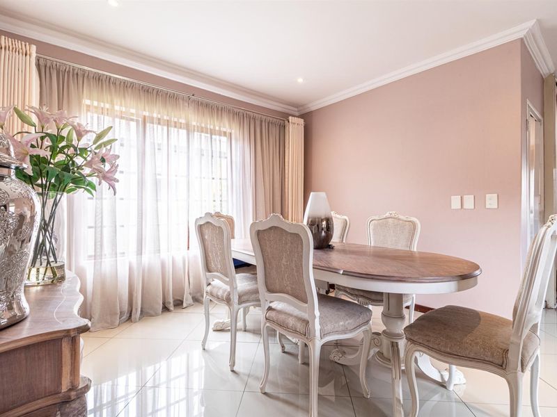 3 Bedroom house in Broadacres - Photo 2