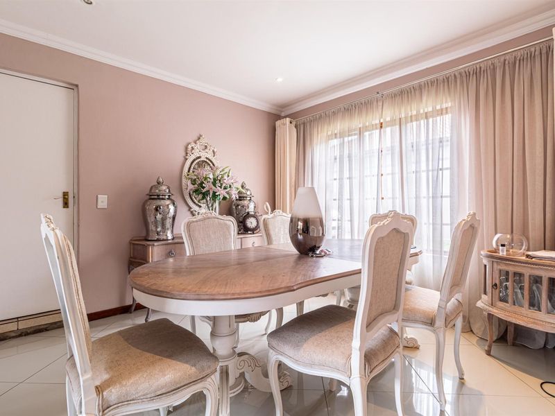 3 Bedroom house in Broadacres - Photo 4