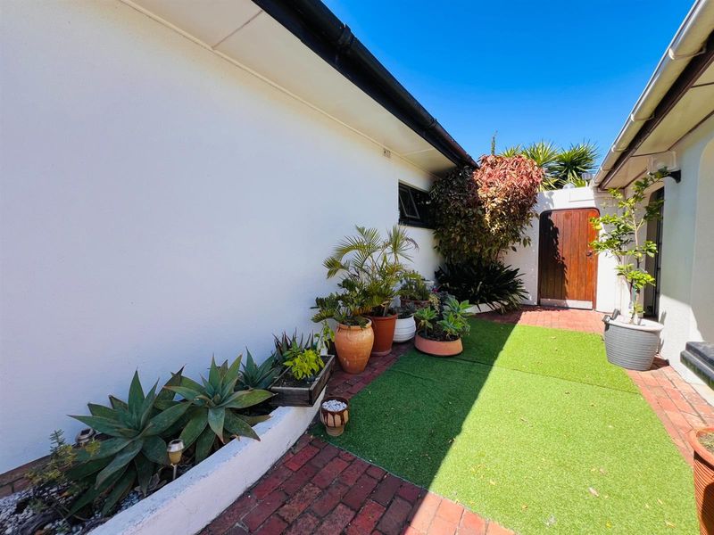 4 bedroom family home to rent in Goodwood Estate, Goodwood - Photo 2