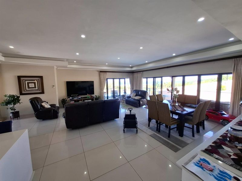 Elegant house in Estate for sale - Photo 4