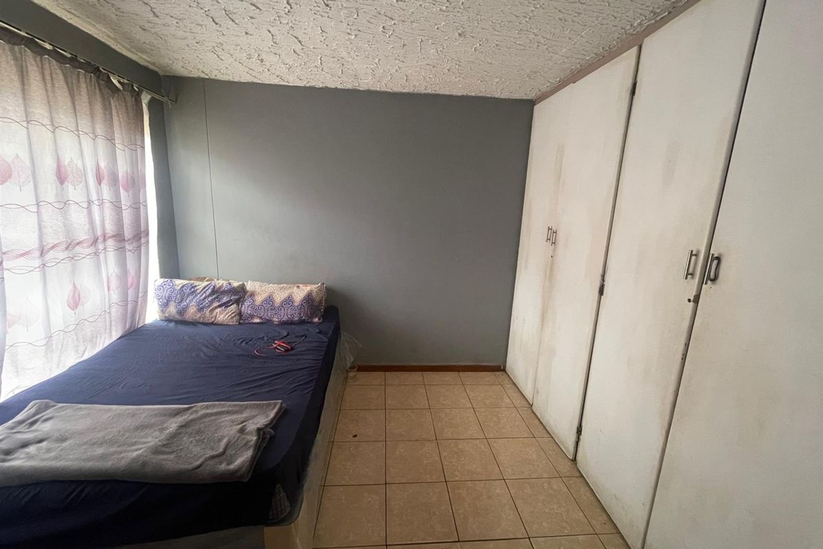 2 Bed Apartment For Sale in Silverton - Photo 5