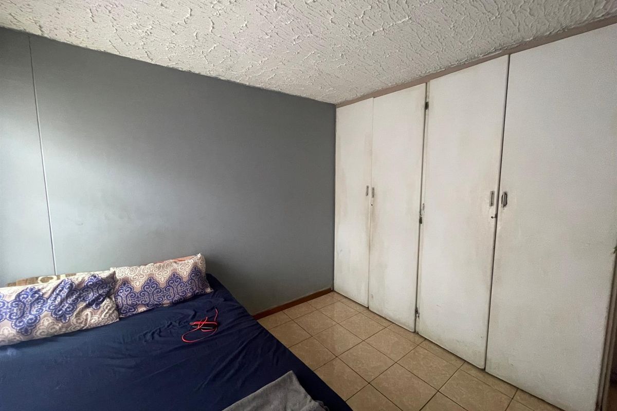 2 Bed Apartment For Sale in Silverton - Photo 5