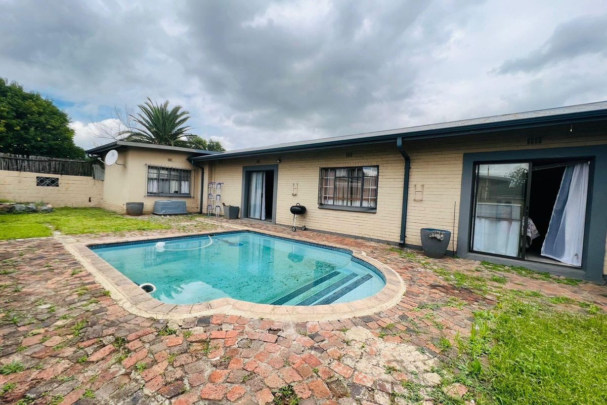 House For Sale in Vanderbijlpark SE 1, Vanderbijlpark SE, Vanderbijlpark - Photo 3