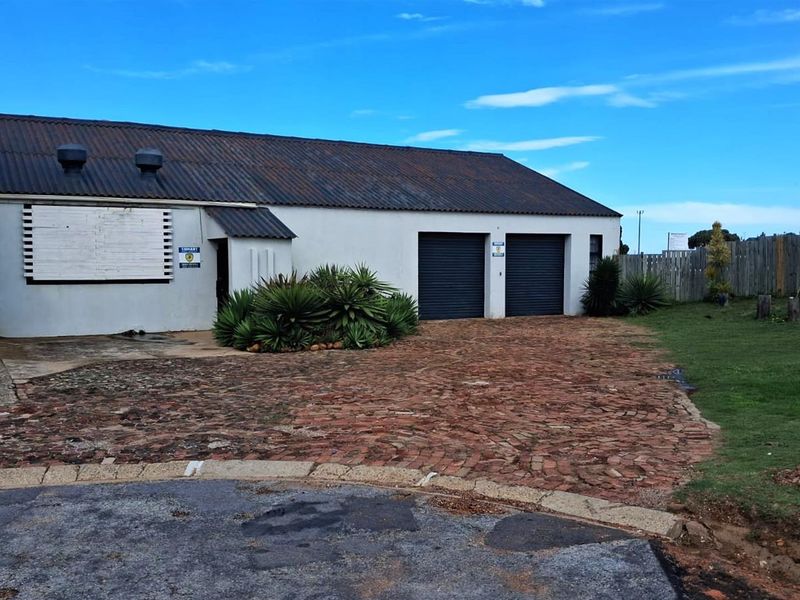 Commercial Investment Opportunity in Jeffreys Bay with Ocean views - almost on the main beach - Photo 3