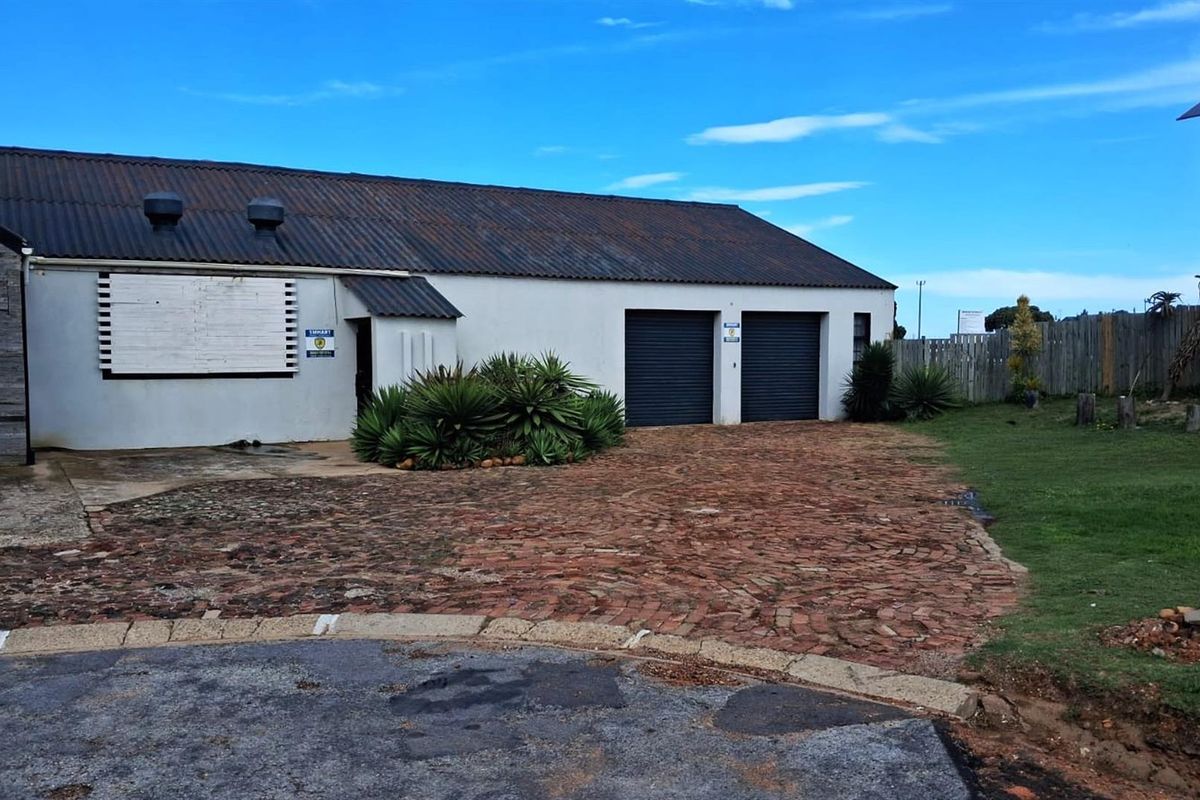 Commercial Investment Opportunity in Jeffreys Bay with Ocean views - almost on the main beach - Photo 3