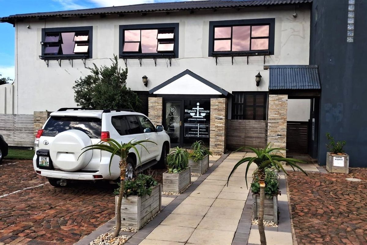 Commercial Investment Opportunity in Jeffreys Bay with Ocean views - almost on the main beach - Photo 4