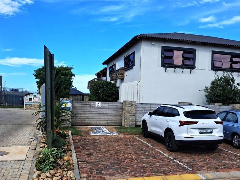 Commercial Investment Opportunity in Jeffreys Bay with Ocean views - almost on the main beach - Photo 2