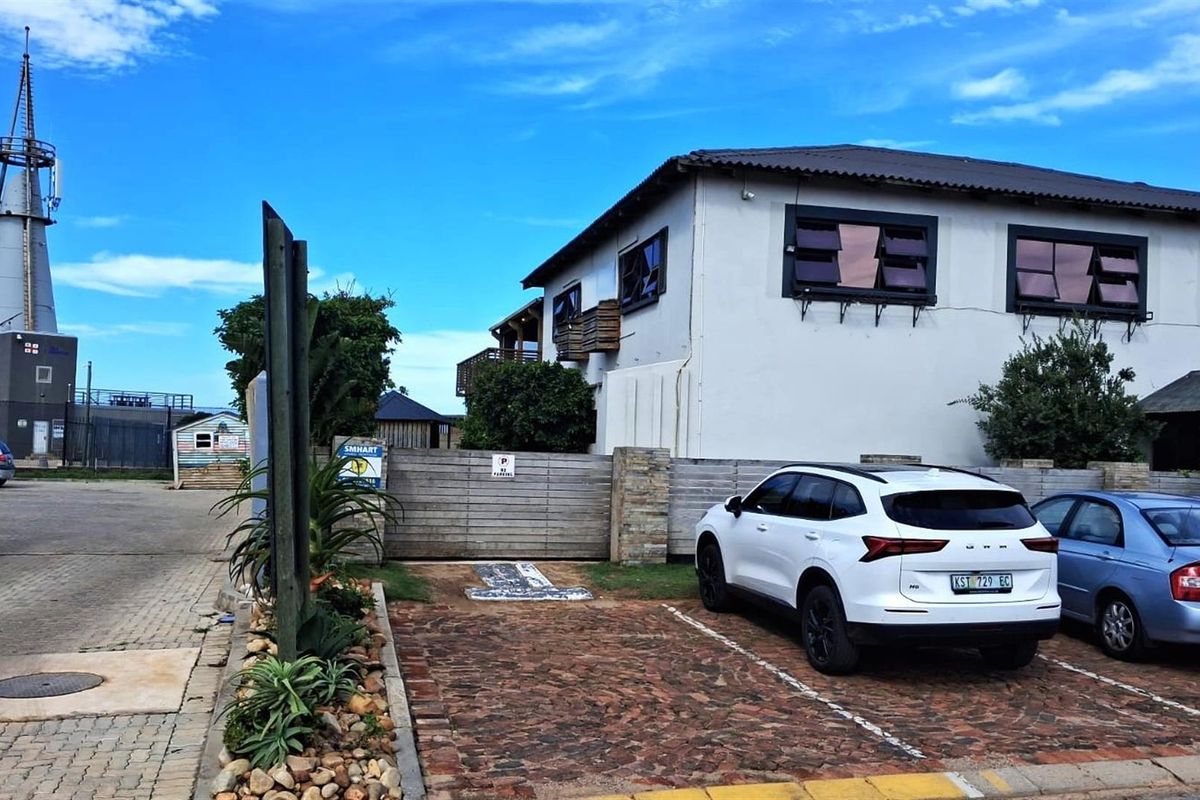 Commercial Investment Opportunity in Jeffreys Bay with Ocean views - almost on the main beach - Photo 2