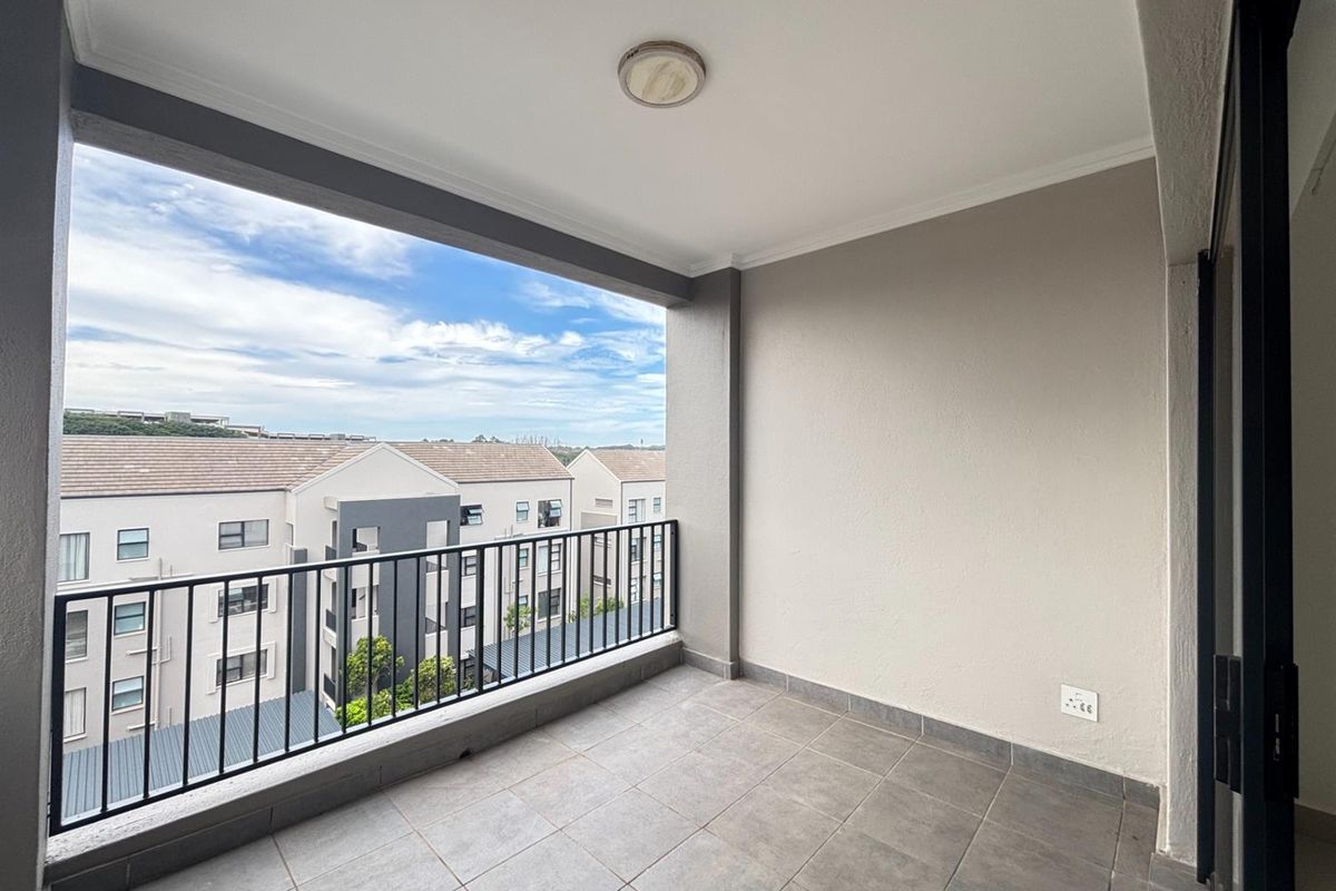 Three Bedrooms for the Price of Two in Ballito Hills - Photo 4