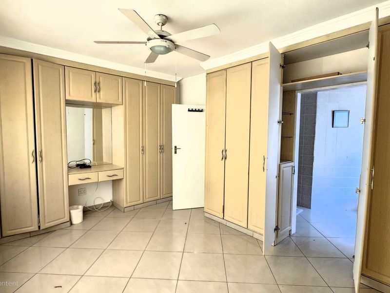 Townhouse For Sale in Ramsgate, Margate, KwaZulu Natal - Photo 5