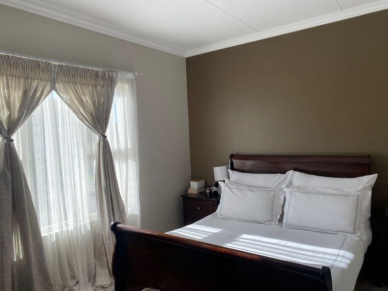 Apartment To Rent in Erand Gardens, Midrand - Photo 5